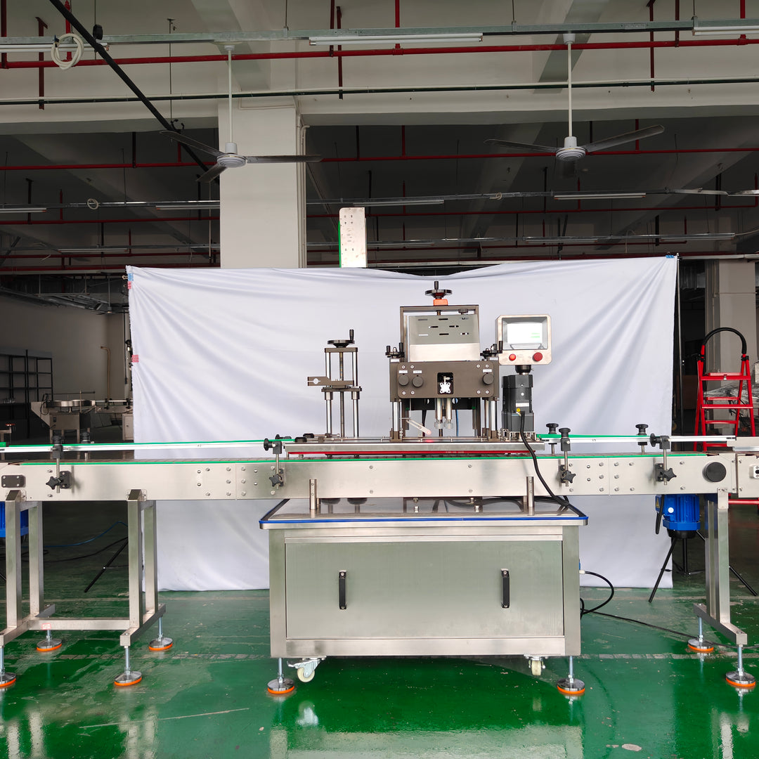 Automatic rotary capping machine front view - Tranfull