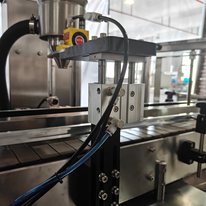 Complete powder bottling packaging line side view - Tranfull