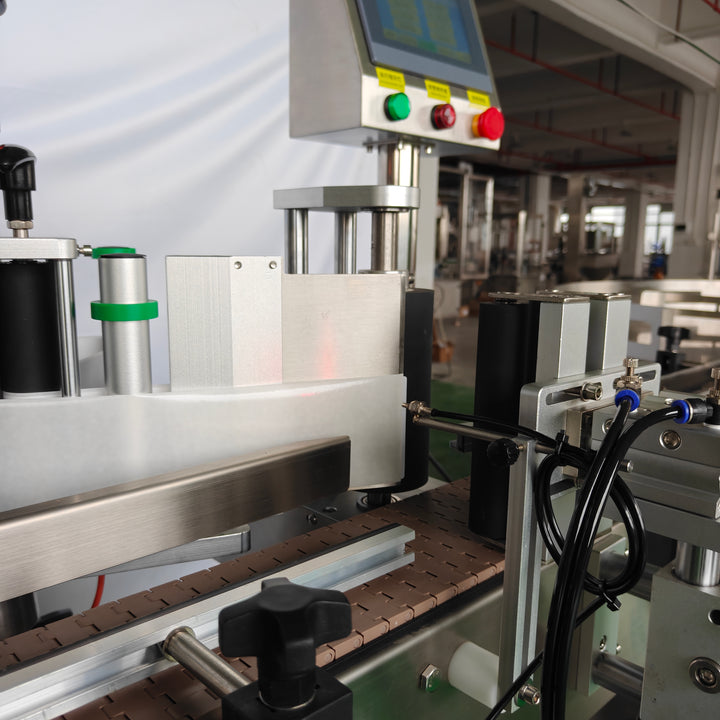 Round bottle labeling machine control panel touchscreen - Tranfull