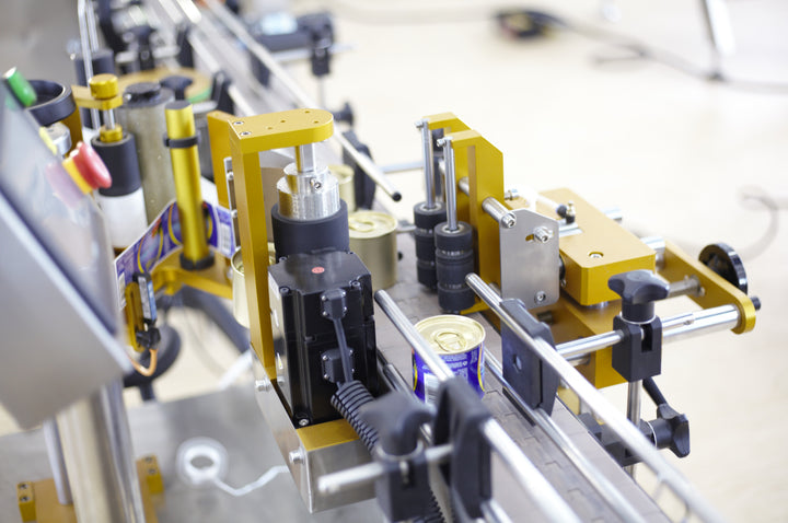 Automatic Round Bottle Labeling Machine - Side View | Tranfull