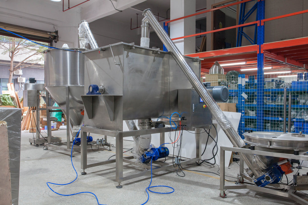 Bulk Powder Storage Tank with Screw Feeder - Factory Photo 1 | Tranfull