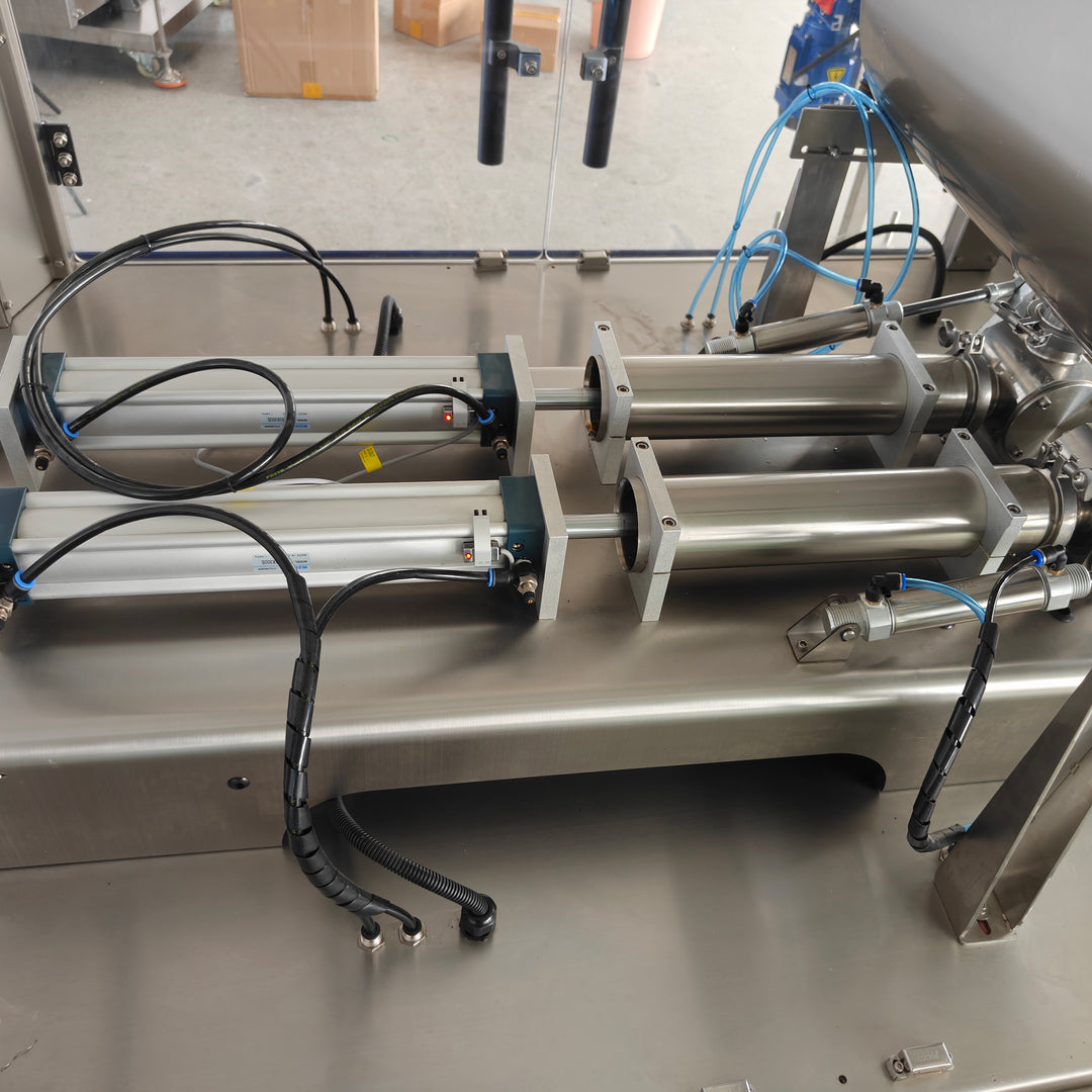 Ketchup filling machine stainless steel side view - Tranfull