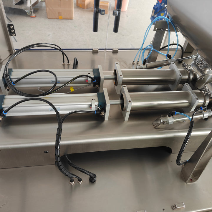 Ketchup filling machine stainless steel side view - Tranfull